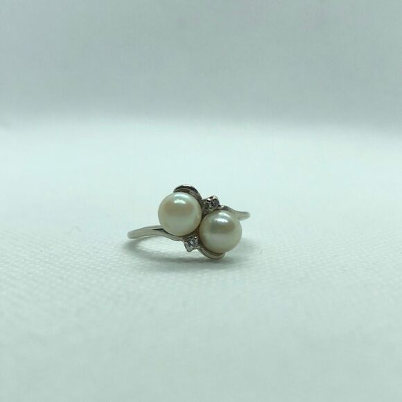 💛 10k White Gold Vintage Pearl & Diamond Ring - Picture 5 of 7